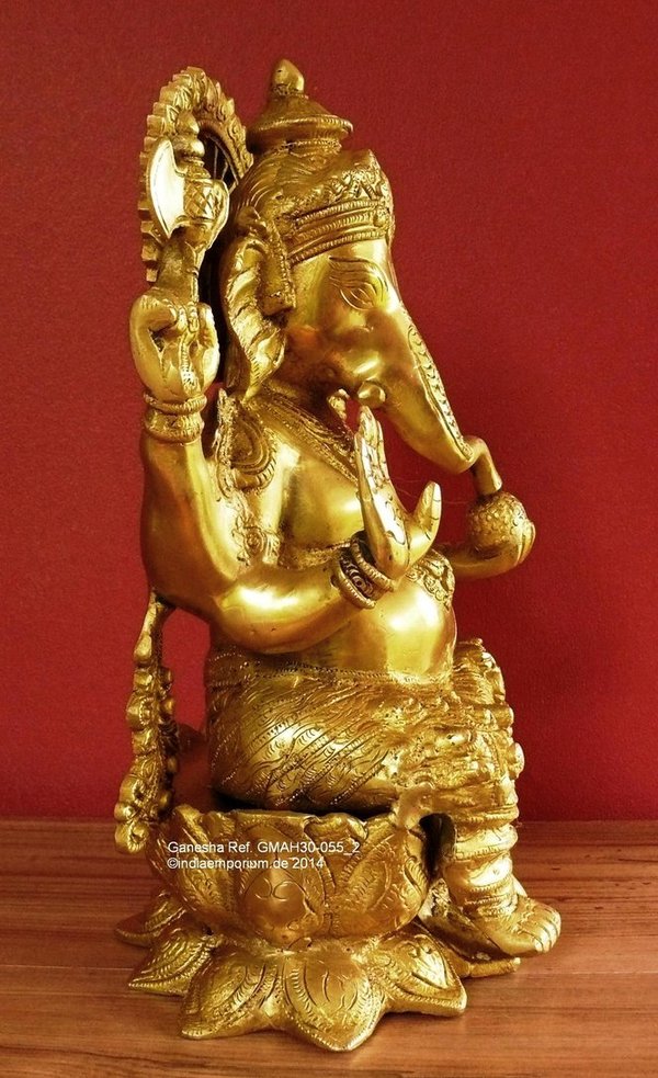 Ganesha, sitzend auf Lotus